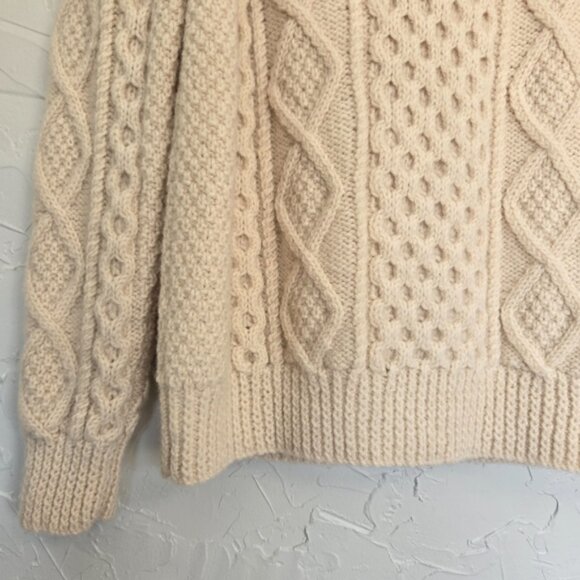 Vintage Lands End 100% Wool Chunky Cream Sweater - Picture 6 of 13